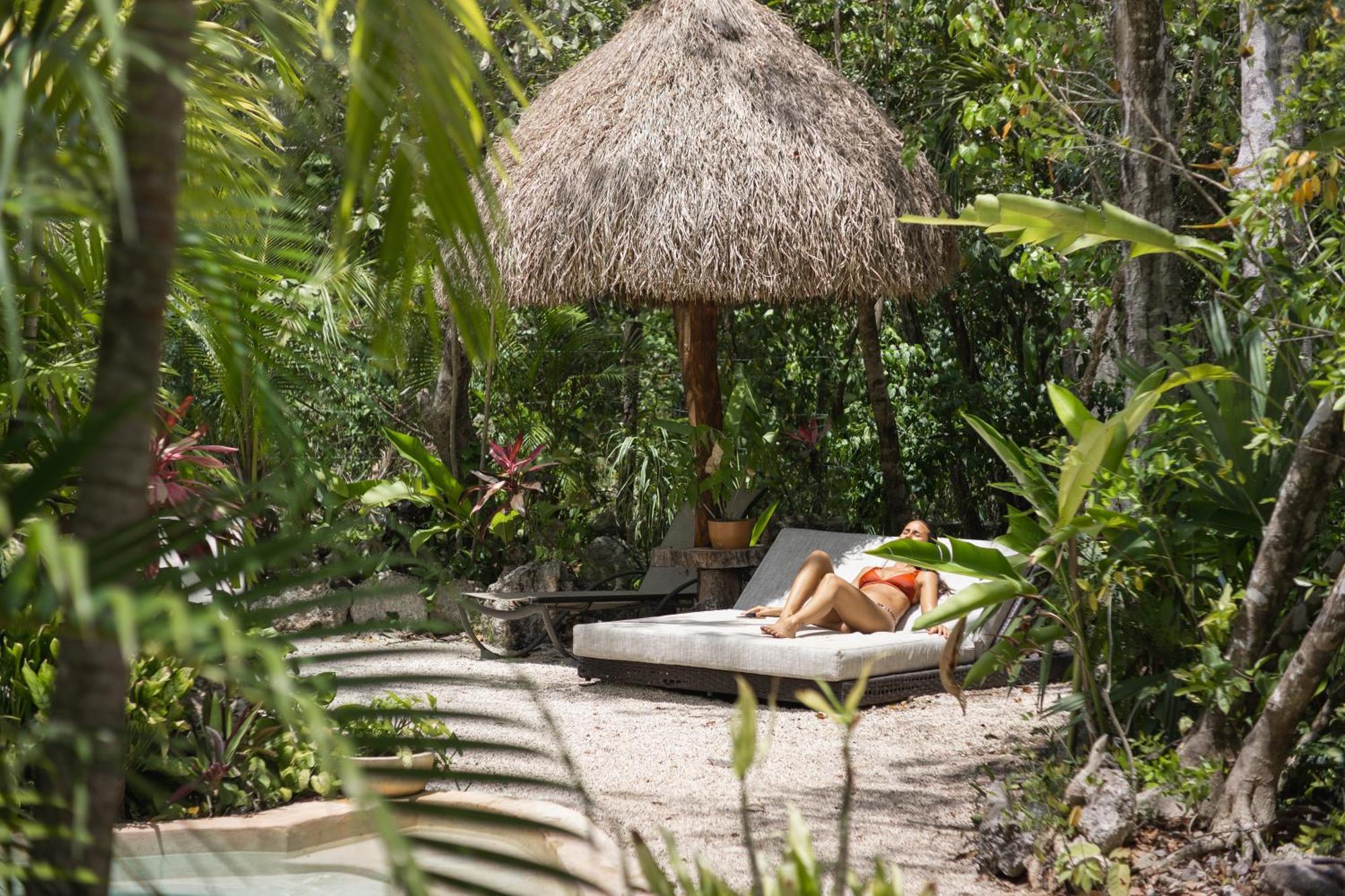 Madre Tierra Eco Habitat Guest House Puerto Morelos Bagian luar foto