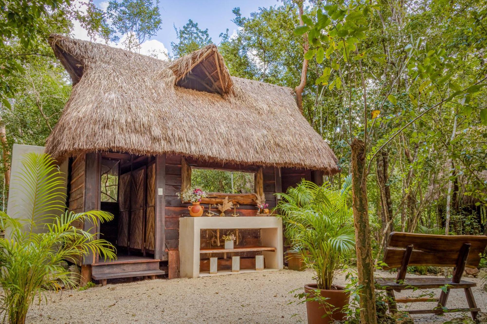 Madre Tierra Eco Habitat Guest House Puerto Morelos Bagian luar foto